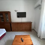 Дом отдыха Adelina House Ольбия