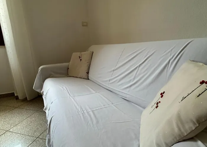 Adelina House אולביה